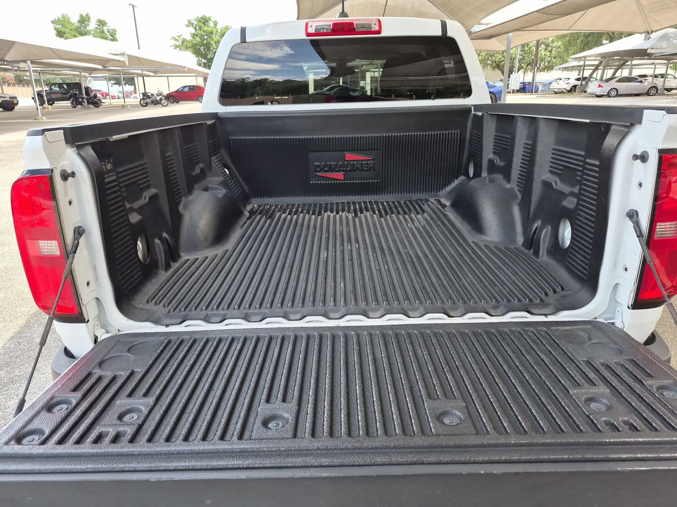 Used 2021 Chevrolet Colorado LT RWD image 25