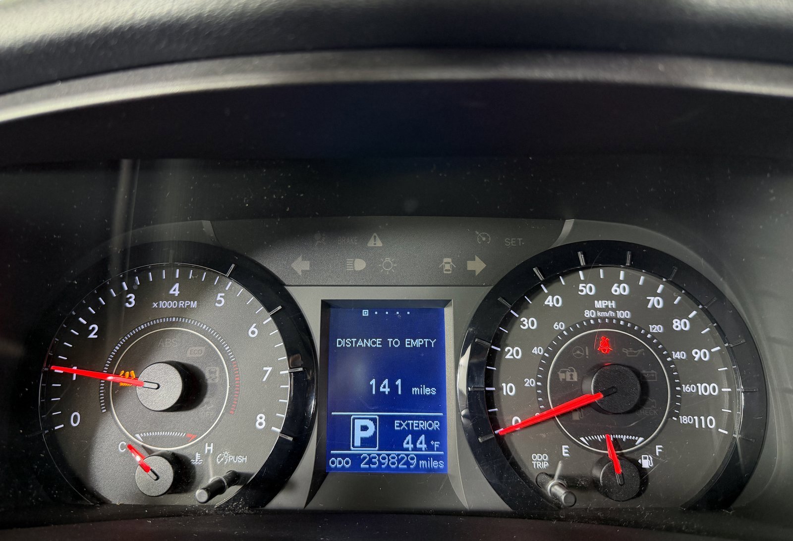 Used 2015 Toyota Sienna LE image 12