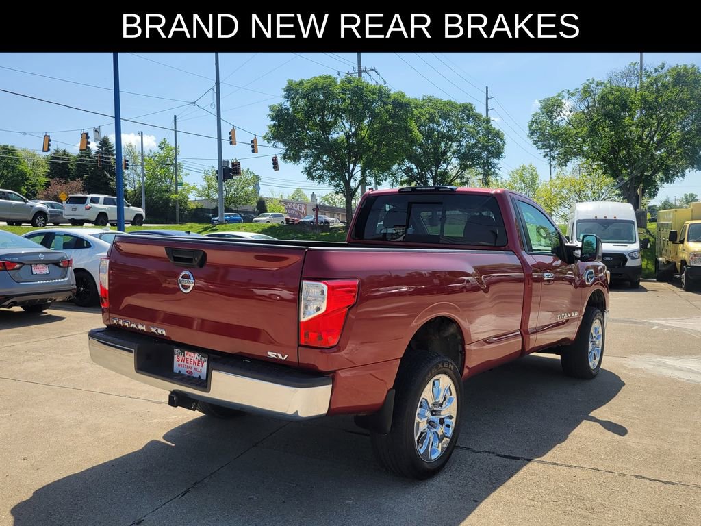 Used 2017 Nissan Titan SV RWD image 5