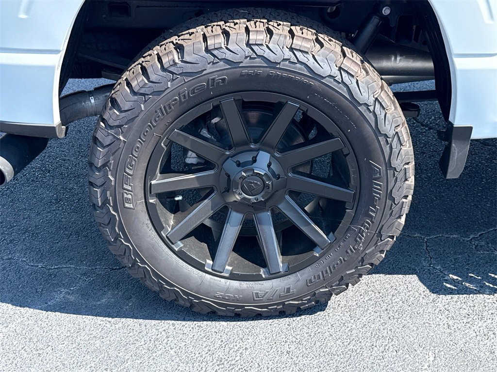 New 2025 Ford F150 XLT w/ Equipment Group 302A MID image 17