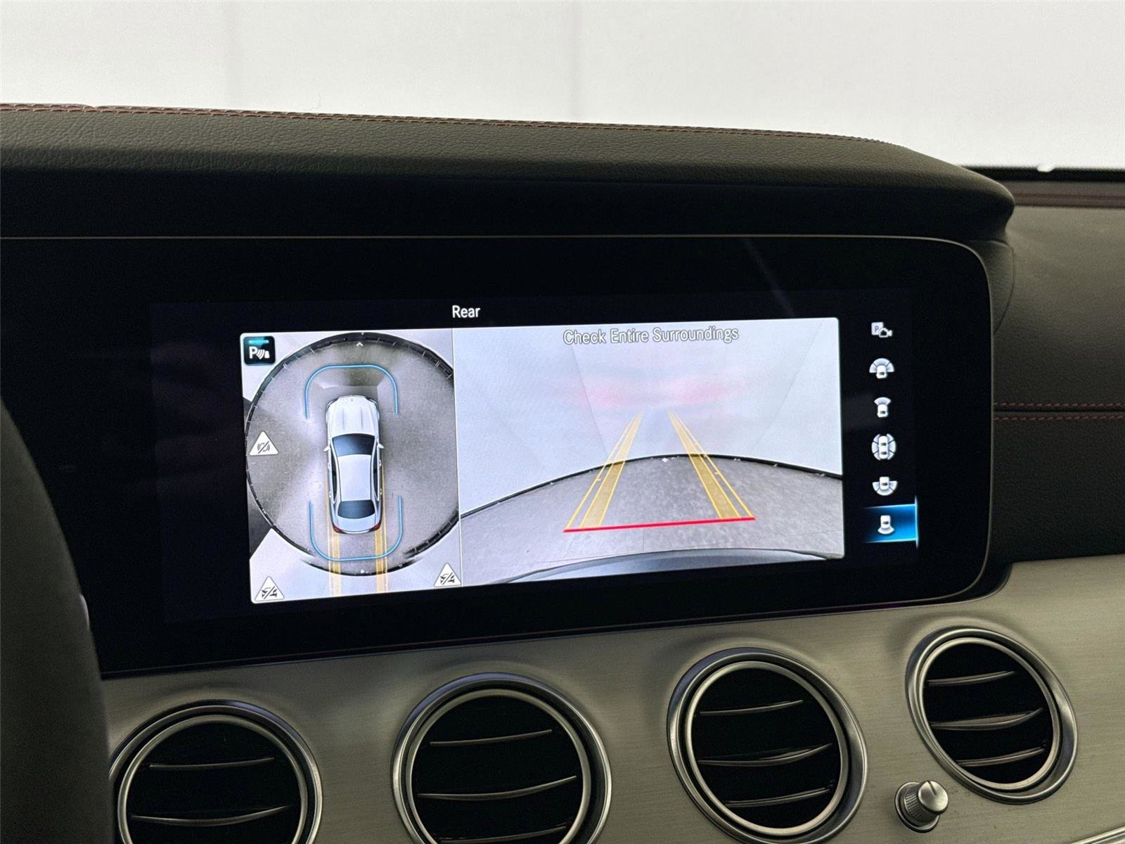 Used 2022 Mercedes-Benz E 53 AMG 4MATIC Sedan image 24