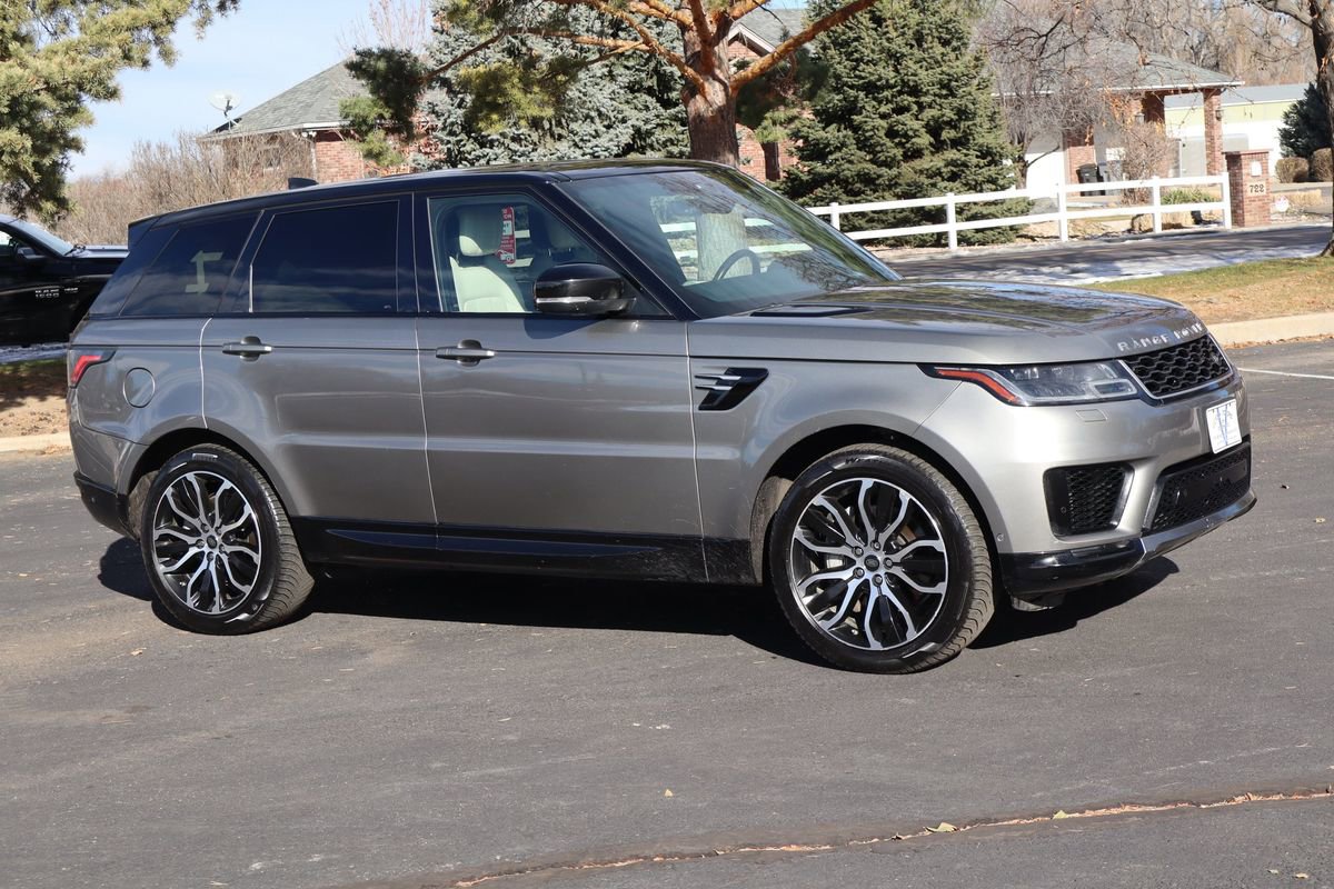 Used 2018 Land Rover Range Rover Sport HSE image 2