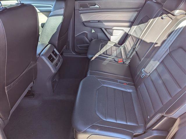 Used 2021 Volkswagen Atlas Cross Sport SEL Premium AWD/4WD image 18