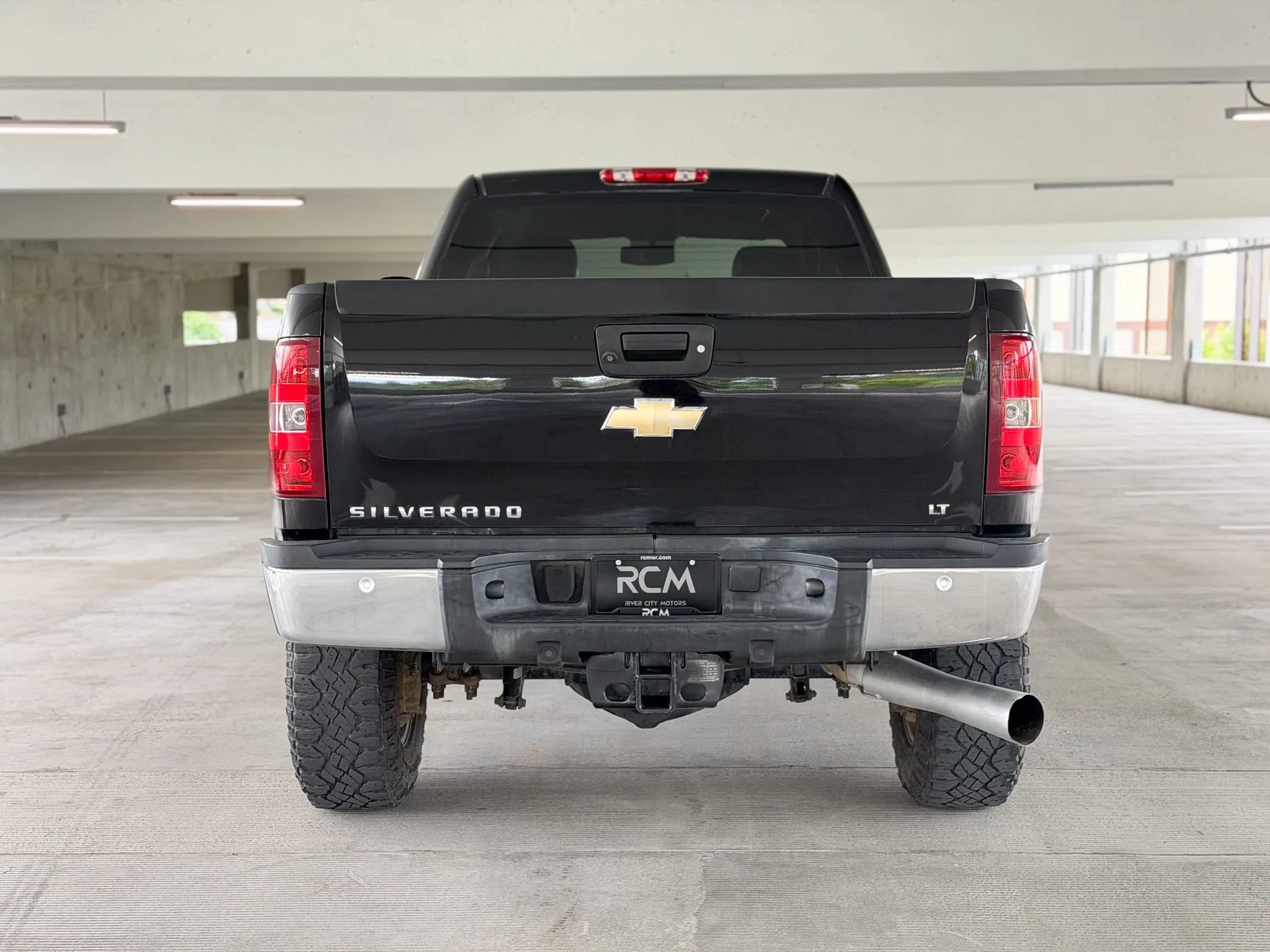 Used 2011 Chevrolet Silverado 2500 LT w/ Interior Plus Package AWD/4WD image 5