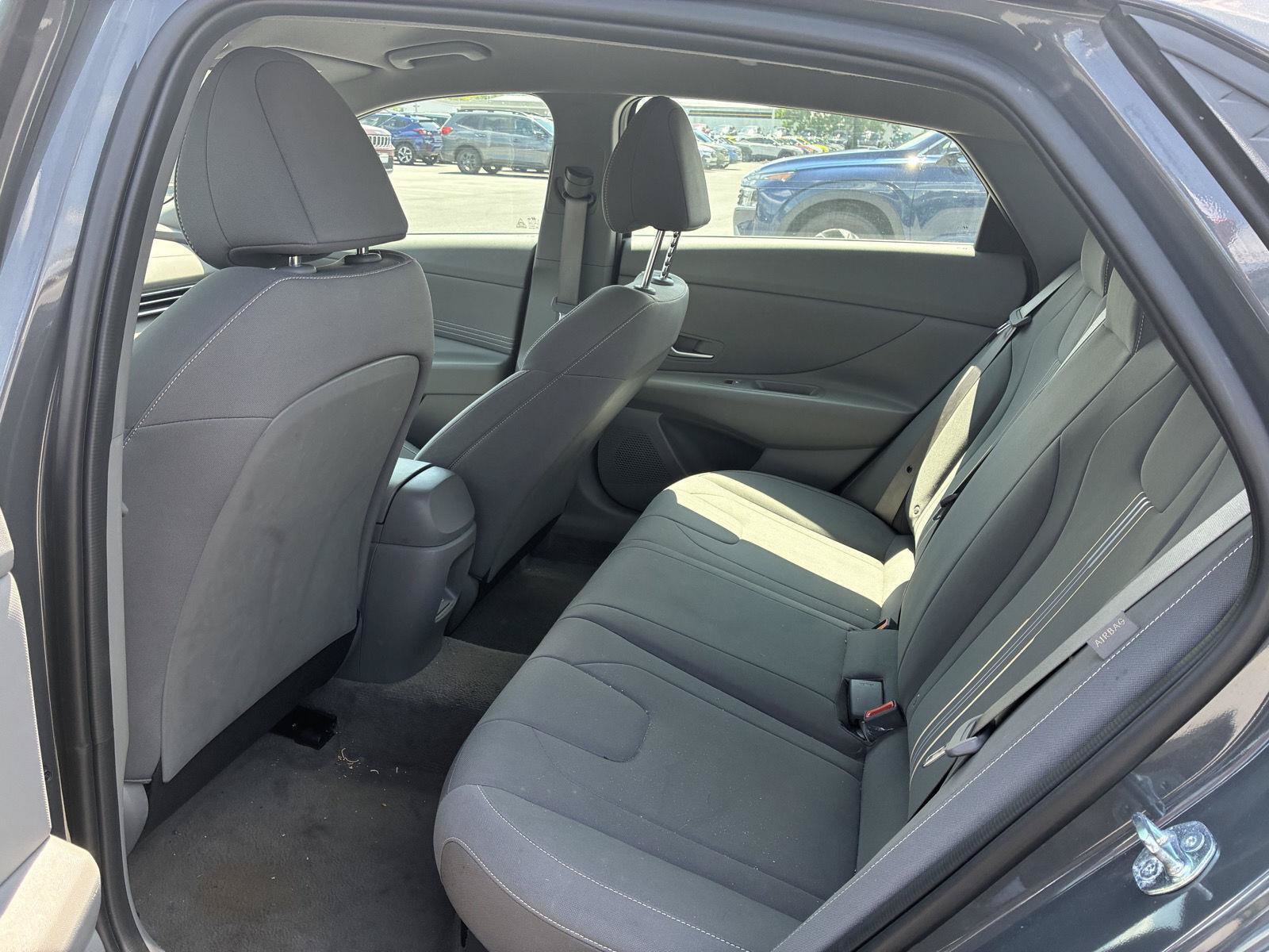 Used 2025 Hyundai Elantra SEL FWD image 14