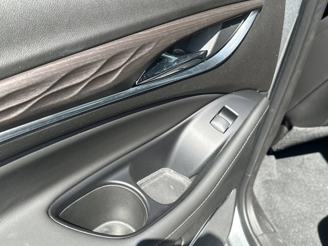 Used 2023 Buick Enclave Avenir w/ Avenir Technology Package FWD image 34