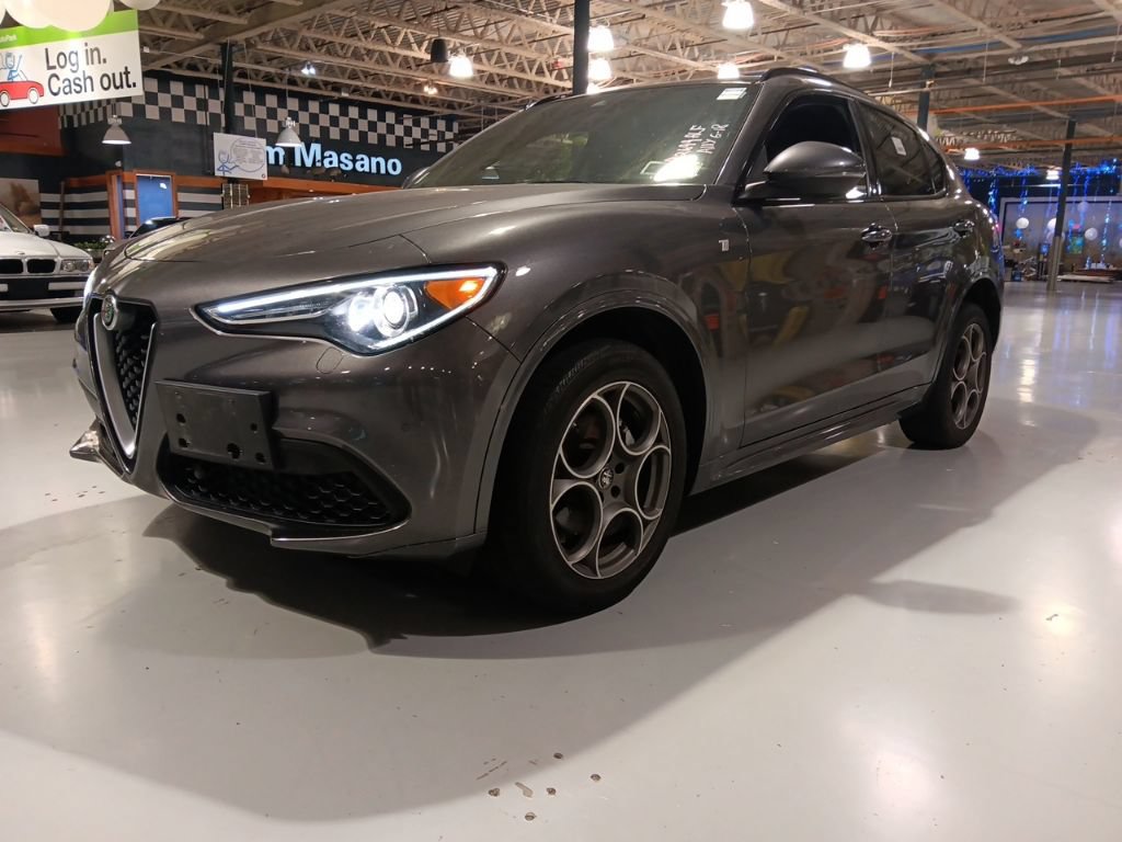 Used 2023 Alfa Romeo Stelvio Ti