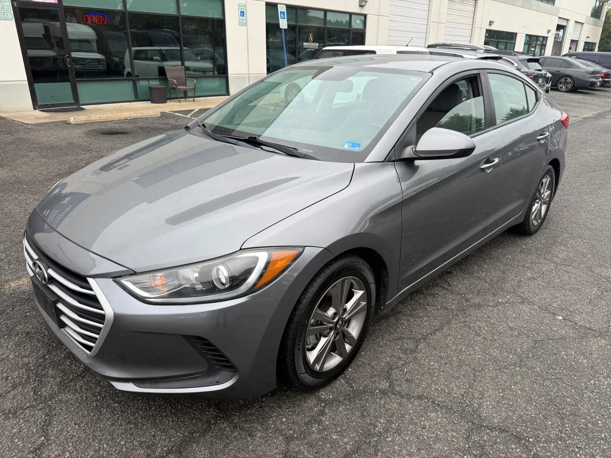 Used 2018 Hyundai Elantra SEL FWD image 5