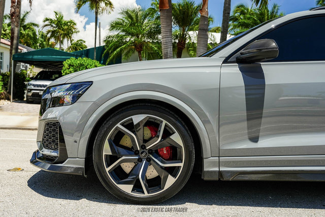 Used 2024 Audi RS Q8 AWD/4WD image 4