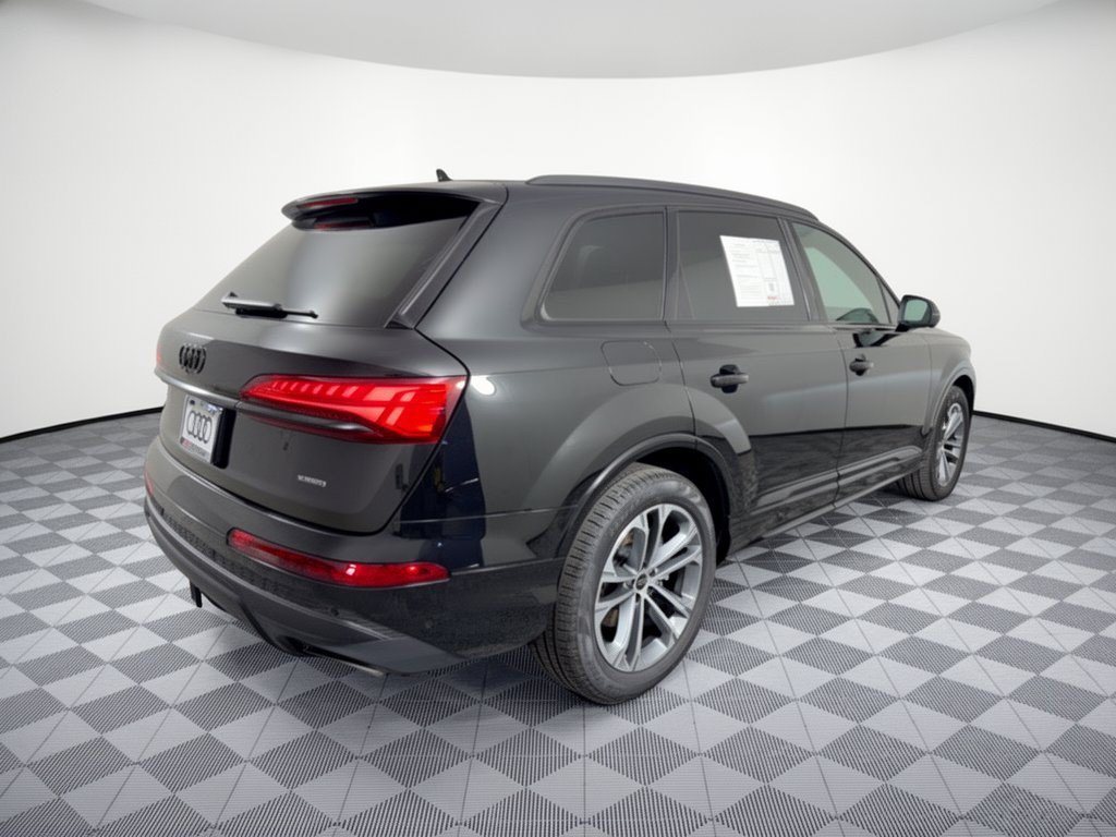 Certified 2026 Audi Q7 2.0T Premium w/ Convenience Plus Package AWD/4WD image 9