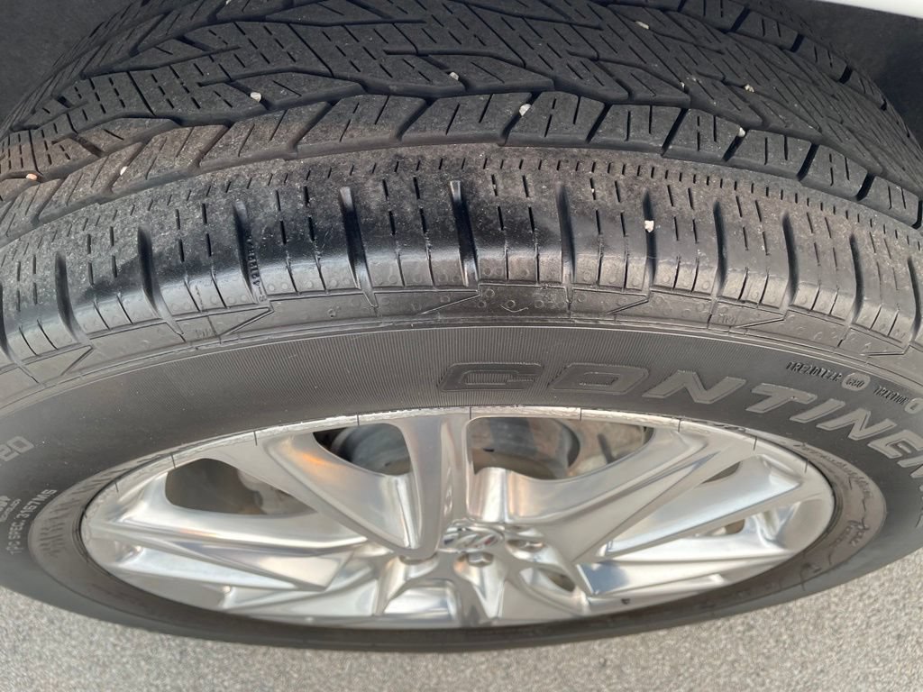 Used 2024 Buick Enclave Premium w/ Experience Buick Package FWD image 37