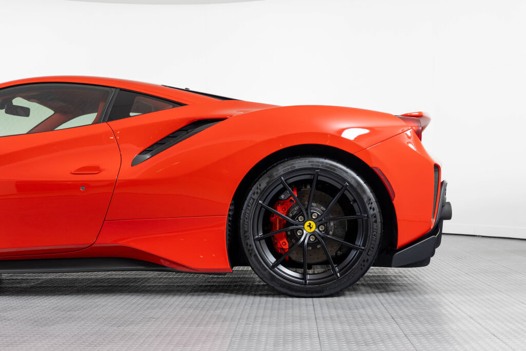 Certified 2019 Ferrari 488 Pista Coupe RWD image 15