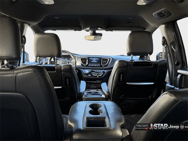 Used 2019 Chrysler Pacifica Touring-L Plus w/ Advanced Safetytec Group image 12