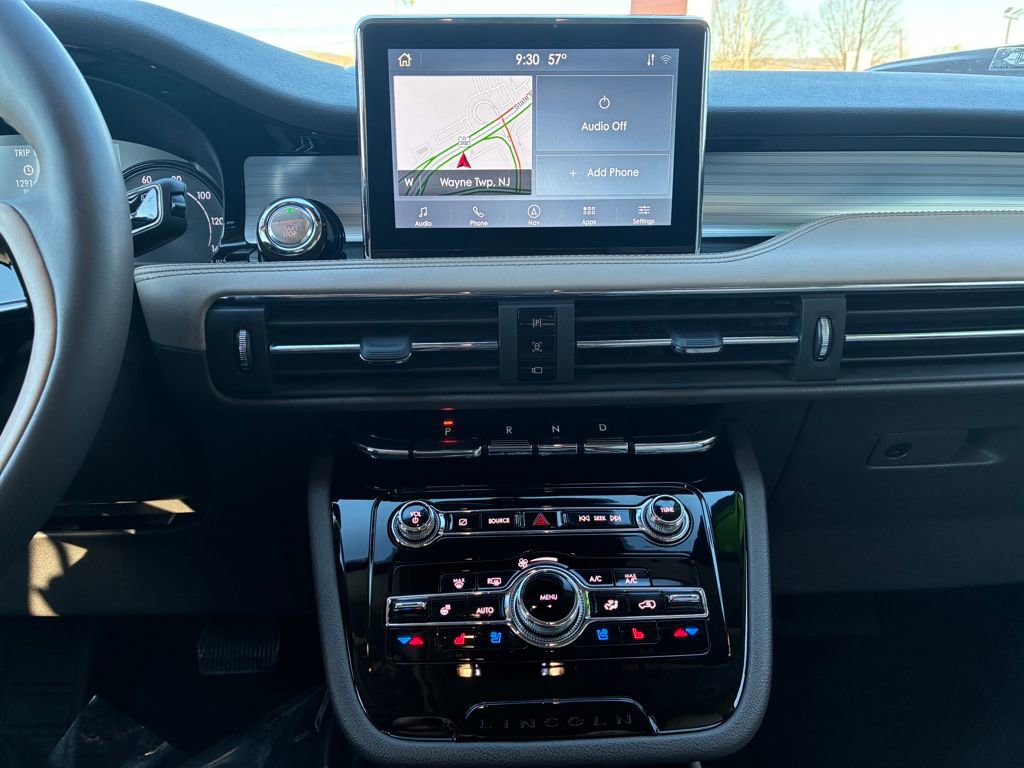 Certified 2022 Lincoln Corsair AWD w/ Equipment Group 101A image 16