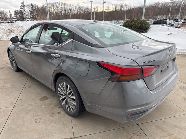 Used 2024 Nissan Altima 2.5 SV image 6