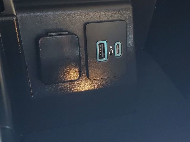 Used 2021 Ford Explorer ST w/ Equipment Group 401A image 21