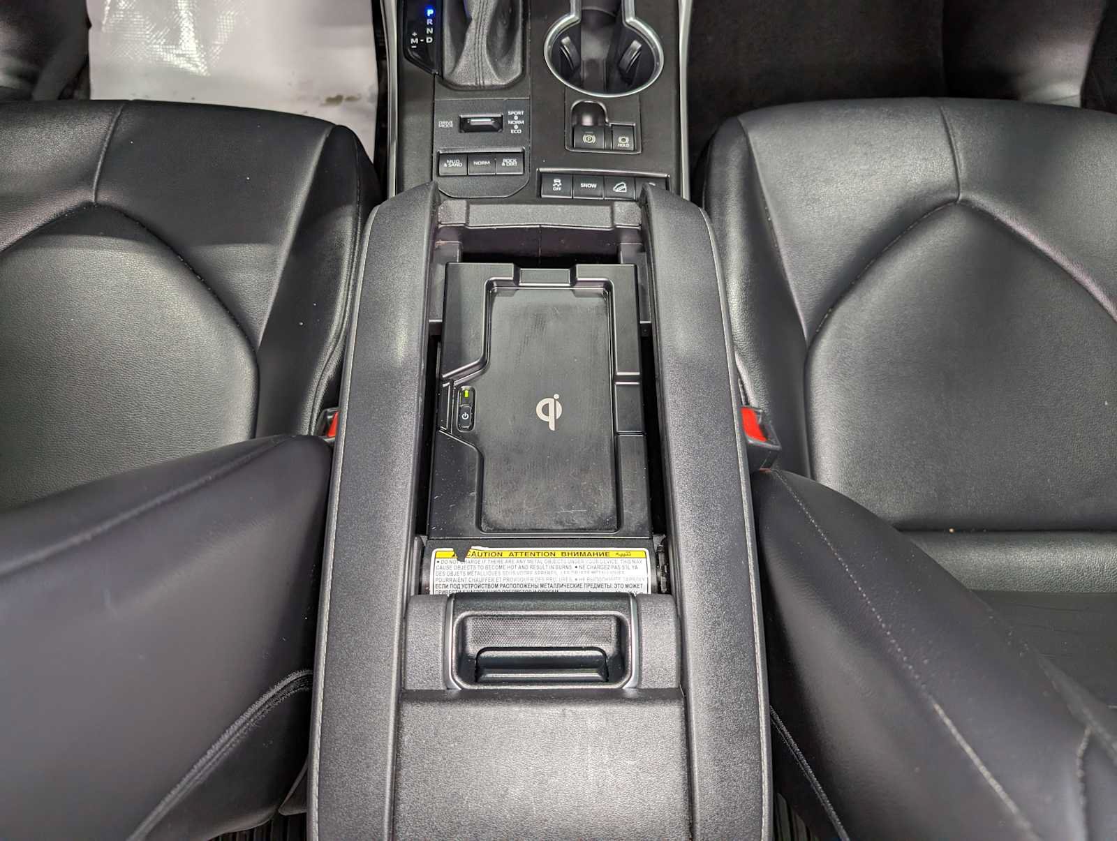 Used 2021 Toyota Highlander XLE AWD/4WD image 21