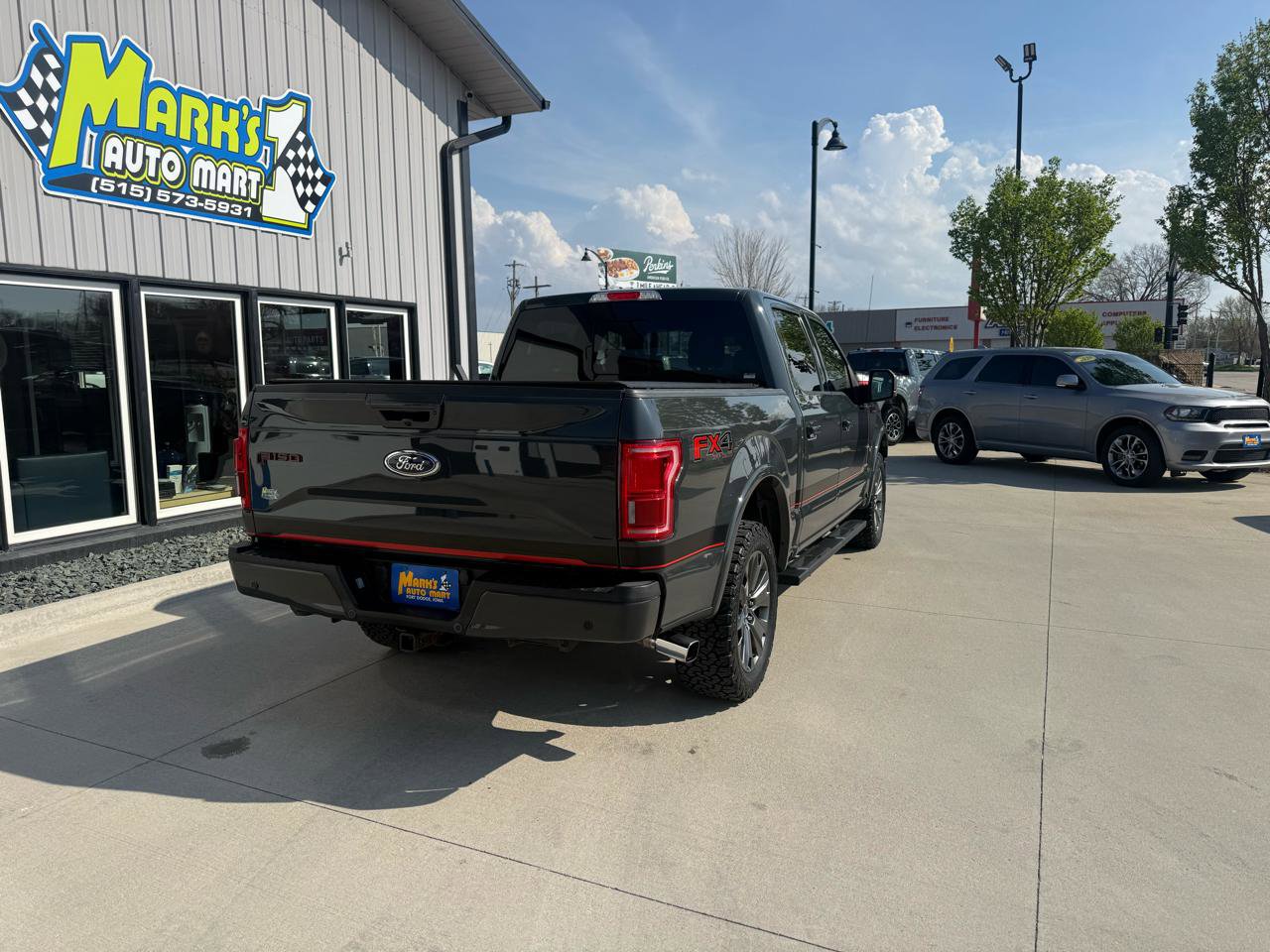Used 2016 Ford F150 Lariat w/ Equipment Group 502A Luxury image 6