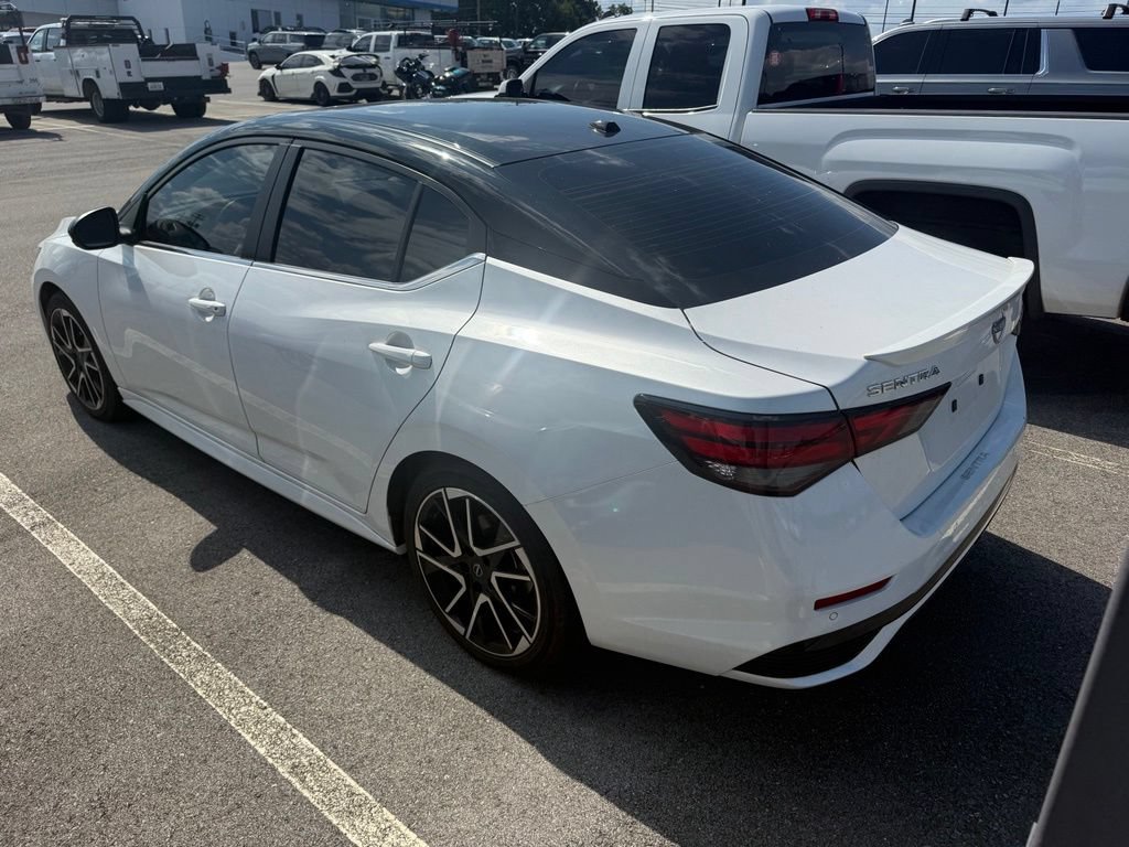 Used 2025 Nissan Sentra SR w/ SR Premium Package FWD image 3