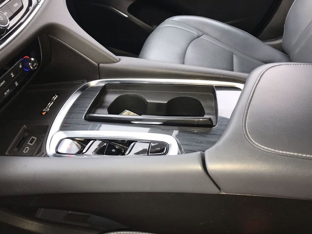 Used 2023 Buick Enclave Essence w/ Experience Buick Package image 20