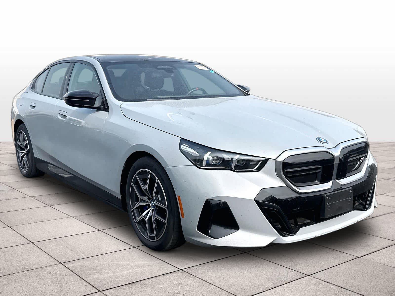 Used 2025 BMW i5 M60 w/ Executive Package AWD/4WD image 3