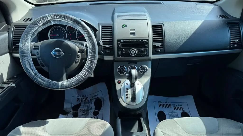 Used 2011 Nissan Sentra 2.0 SR FWD image 15