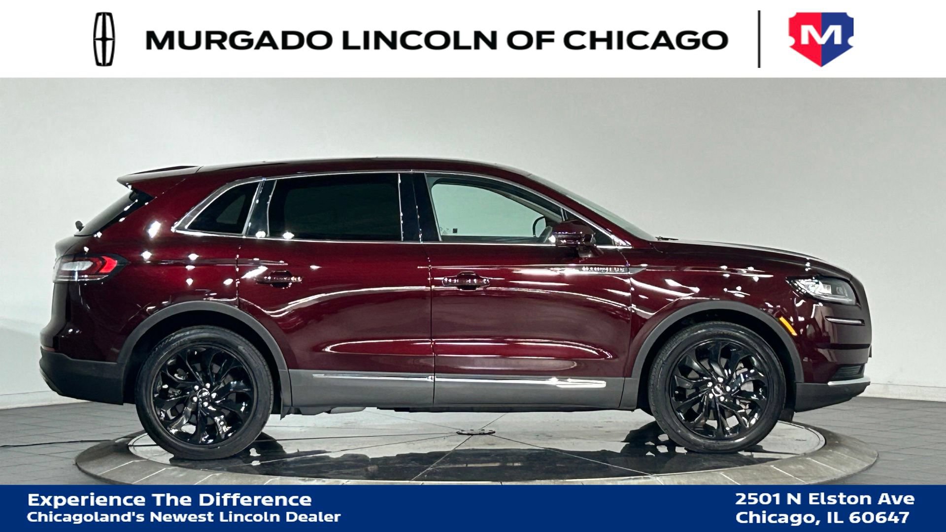 Used 2023 Lincoln Nautilus Reserve AWD/4WD image 9