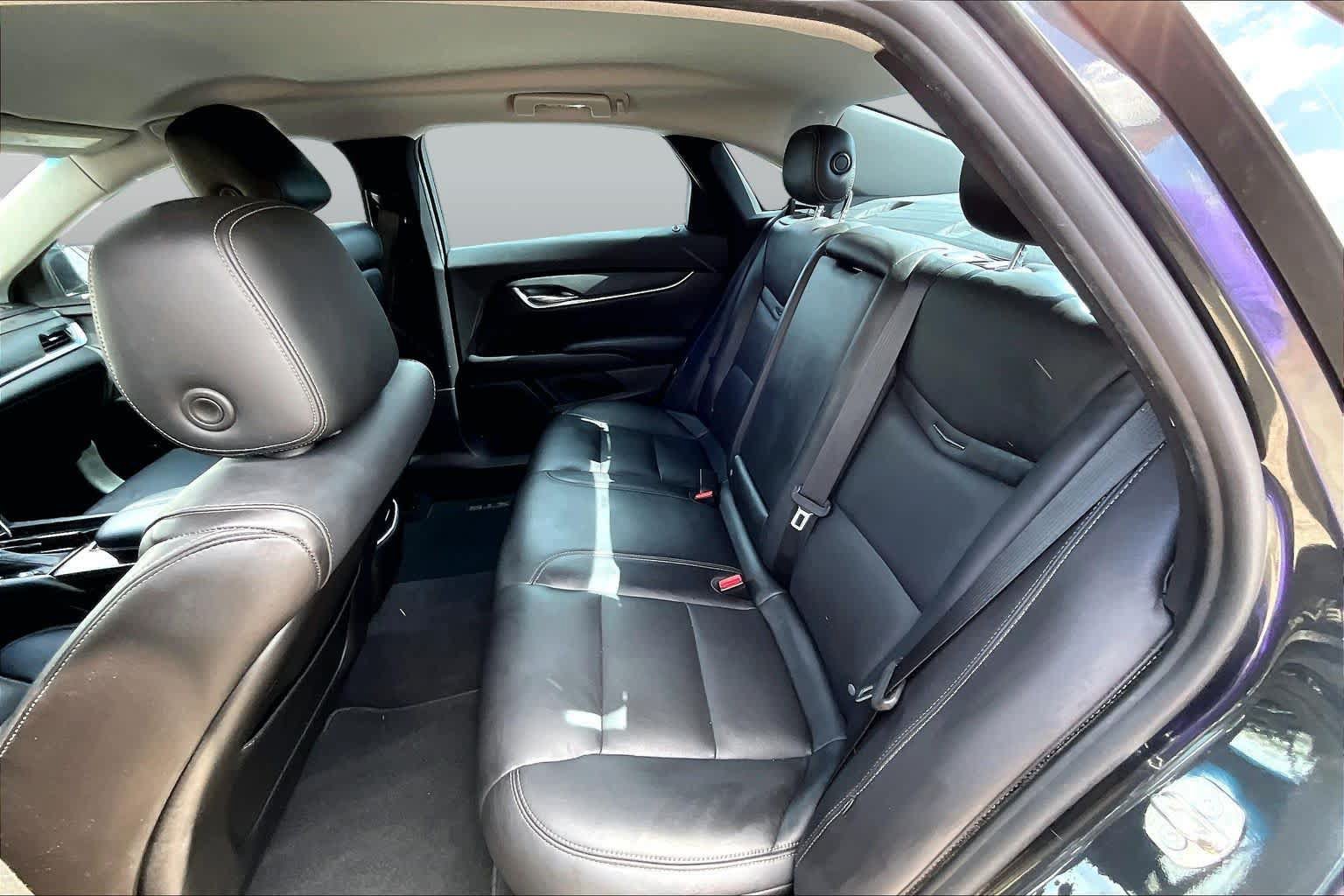 Used 2015 Cadillac XTS FWD image 21