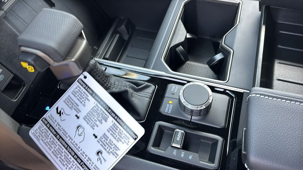 New 2026 Toyota Tundra Limited AWD/4WD image 23