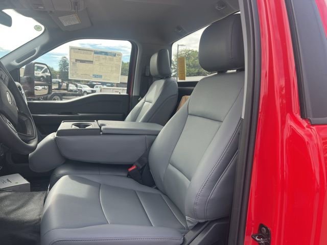 New 2026 Ford F550 4x4 Regular Cab Super Duty image 11