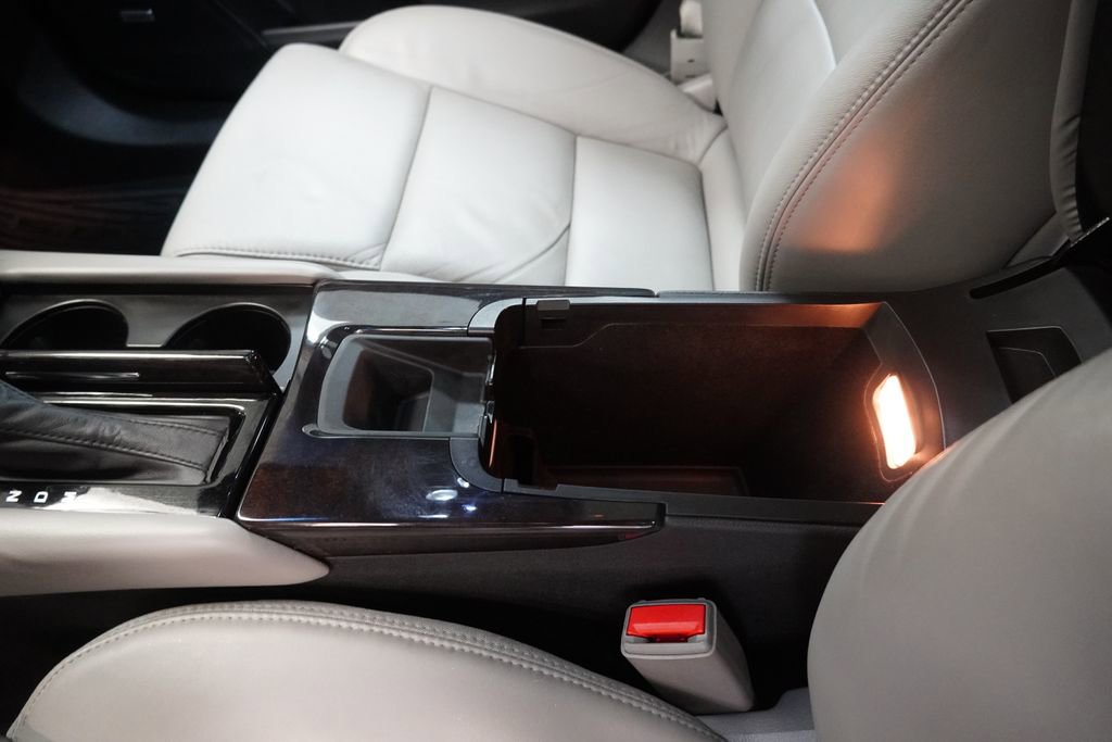 Used 2017 Cadillac XTS Luxury w/ Driver Awareness Package image 25