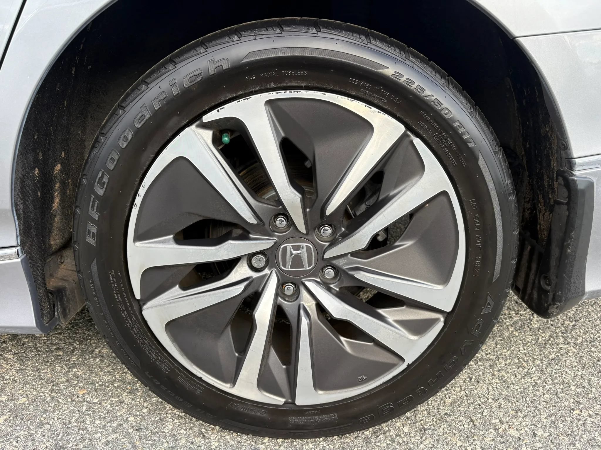 Used 2020 Honda Accord EX image 32