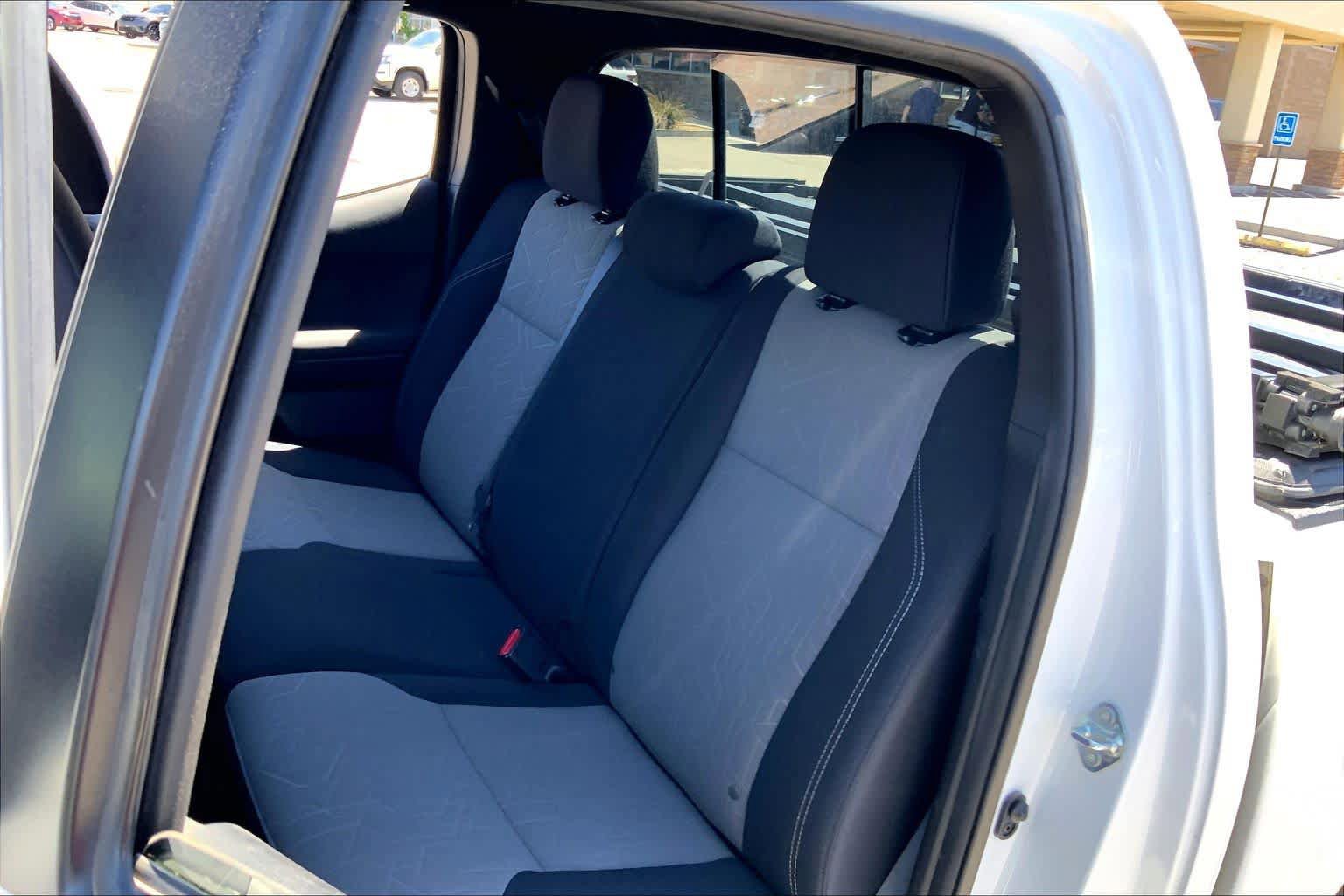Used 2021 Toyota Tacoma TRD Off-Road w/ Technology Package AWD/4WD image 20