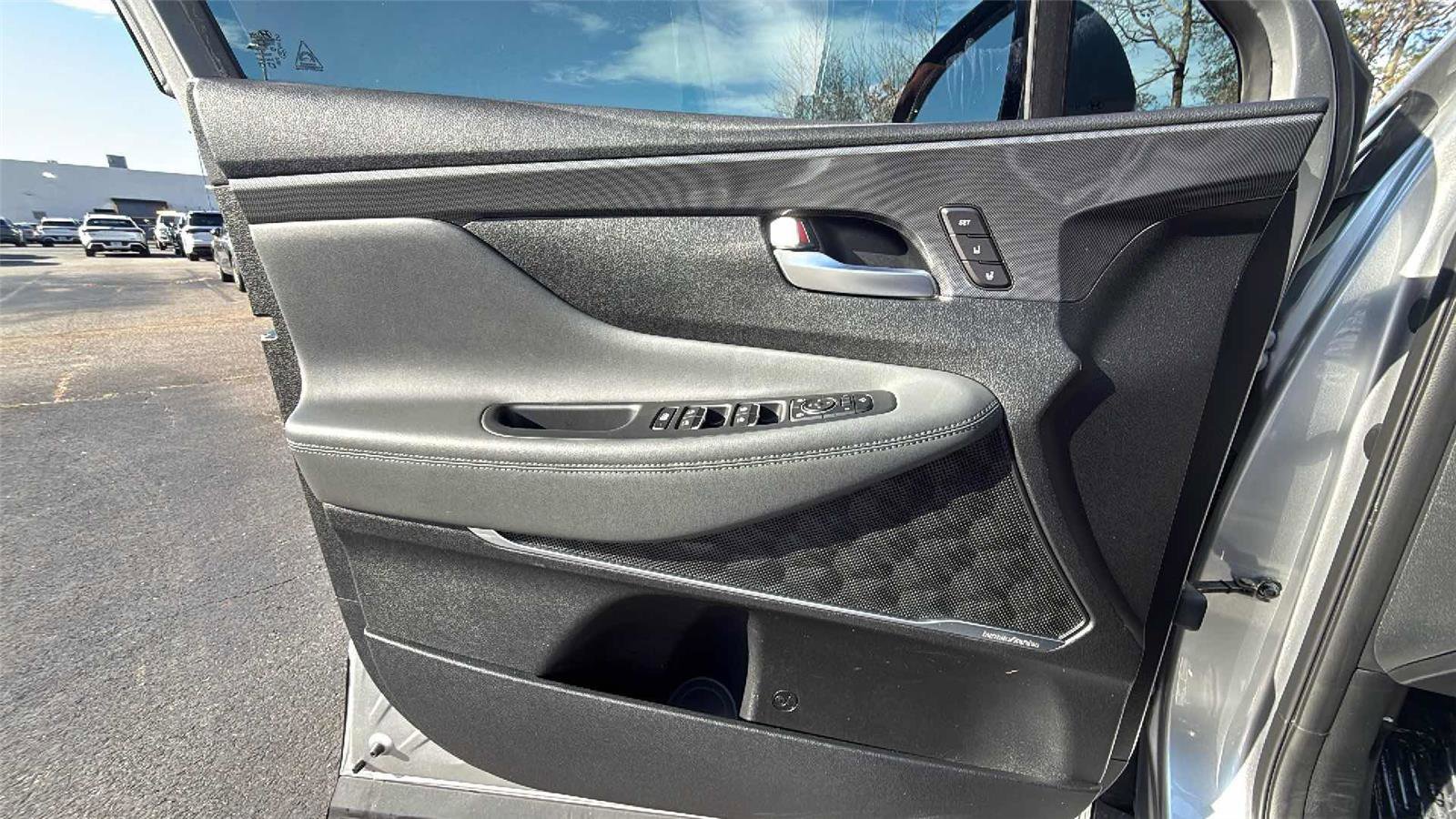 Used 2021 Hyundai Santa Fe Limited image 10