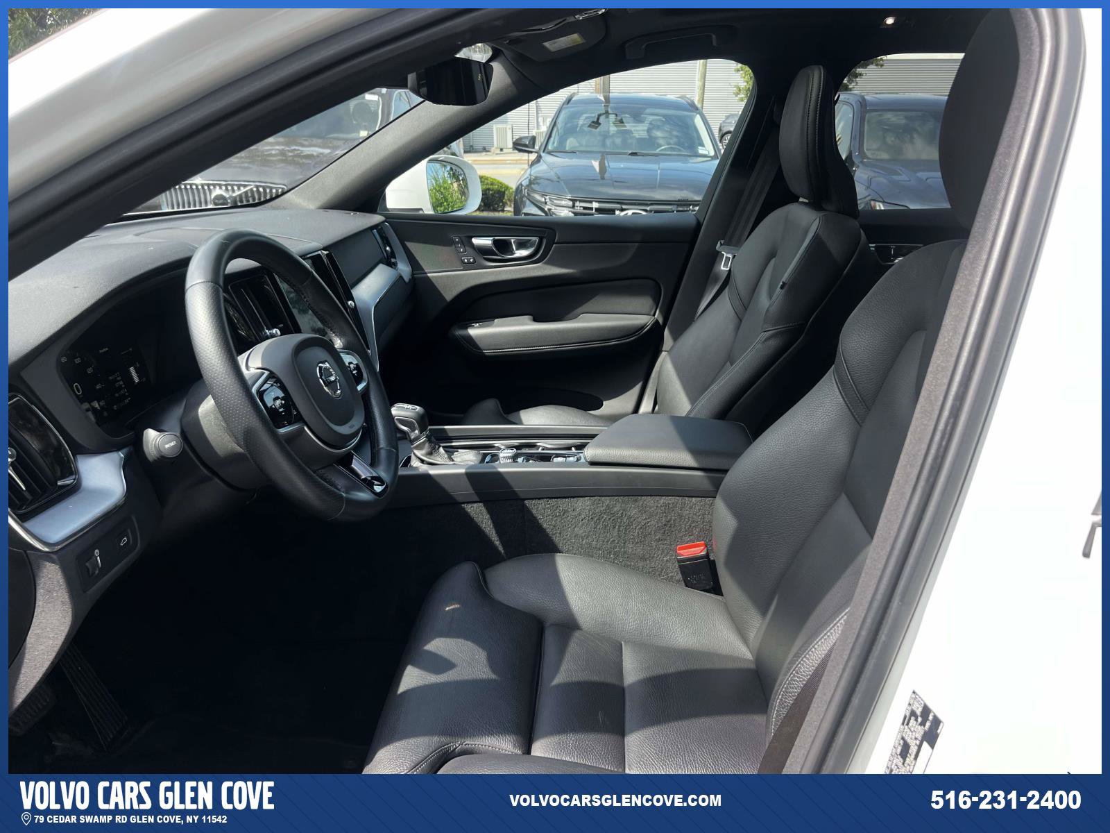 Used 2019 Volvo XC60 T6 Momentum w/ Premium Package AWD/4WD image 14