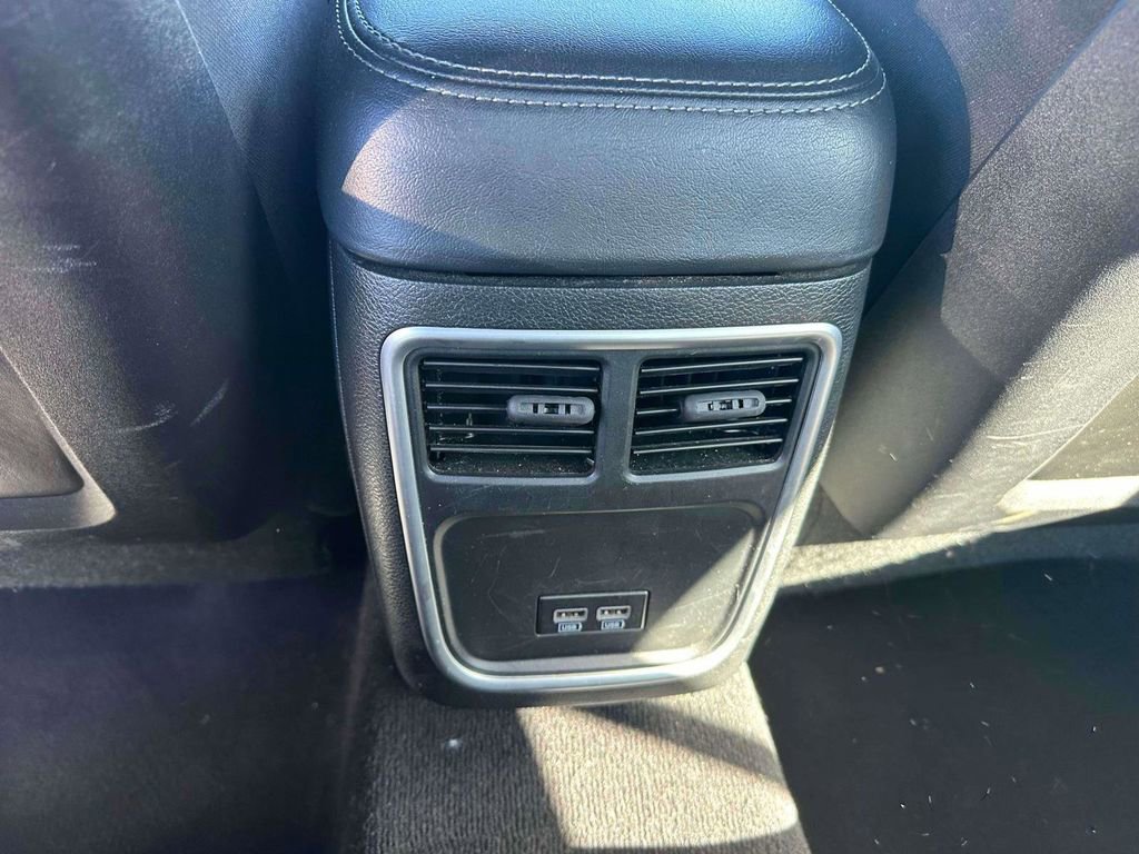 Used 2023 Dodge Charger GT RWD image 11