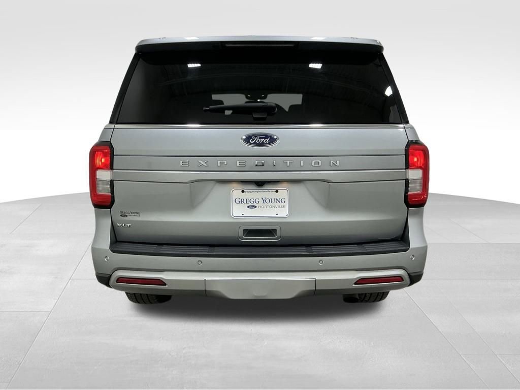 Used 2024 Ford Expedition XLT image 25