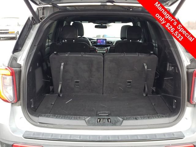 Used 2022 Ford Explorer ST-Line w/ Class IV Trailer Tow Package image 8