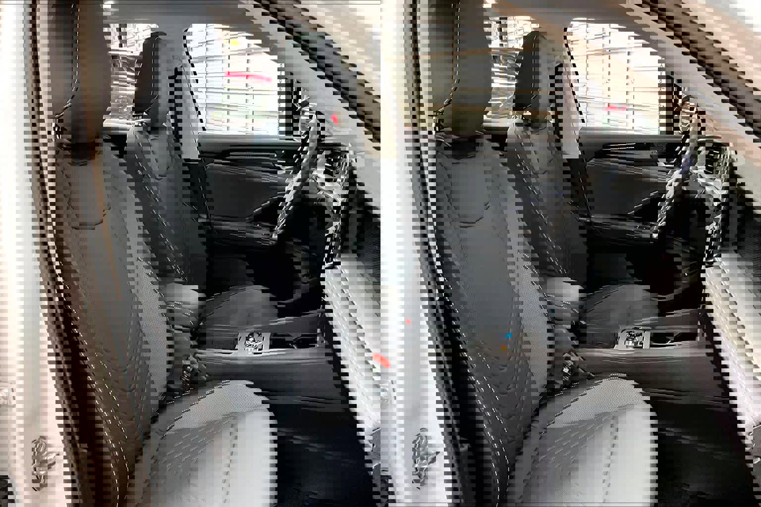 New 2026 Volkswagen Tiguan SE image 31