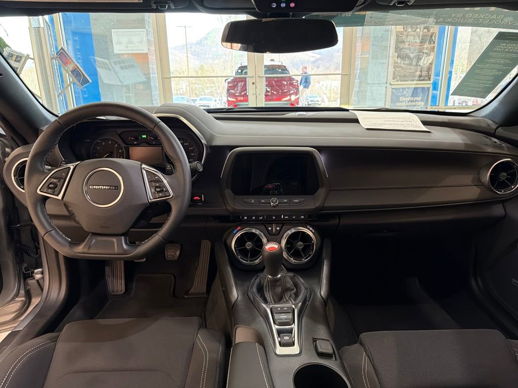 Certified 2023 Chevrolet Camaro LT w/ Technology Package image 16