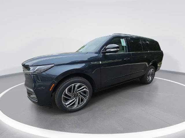 New 2026 Lincoln Navigator L Reserve
