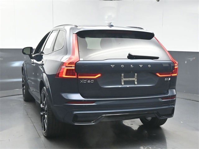 Certified 2023 Volvo XC60 B5 Ultimate FWD image 6