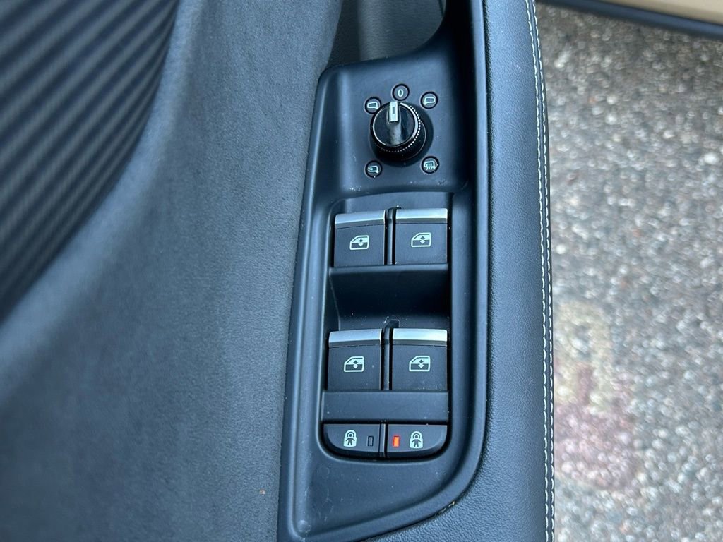 Used 2024 Audi SQ8 Prestige image 20