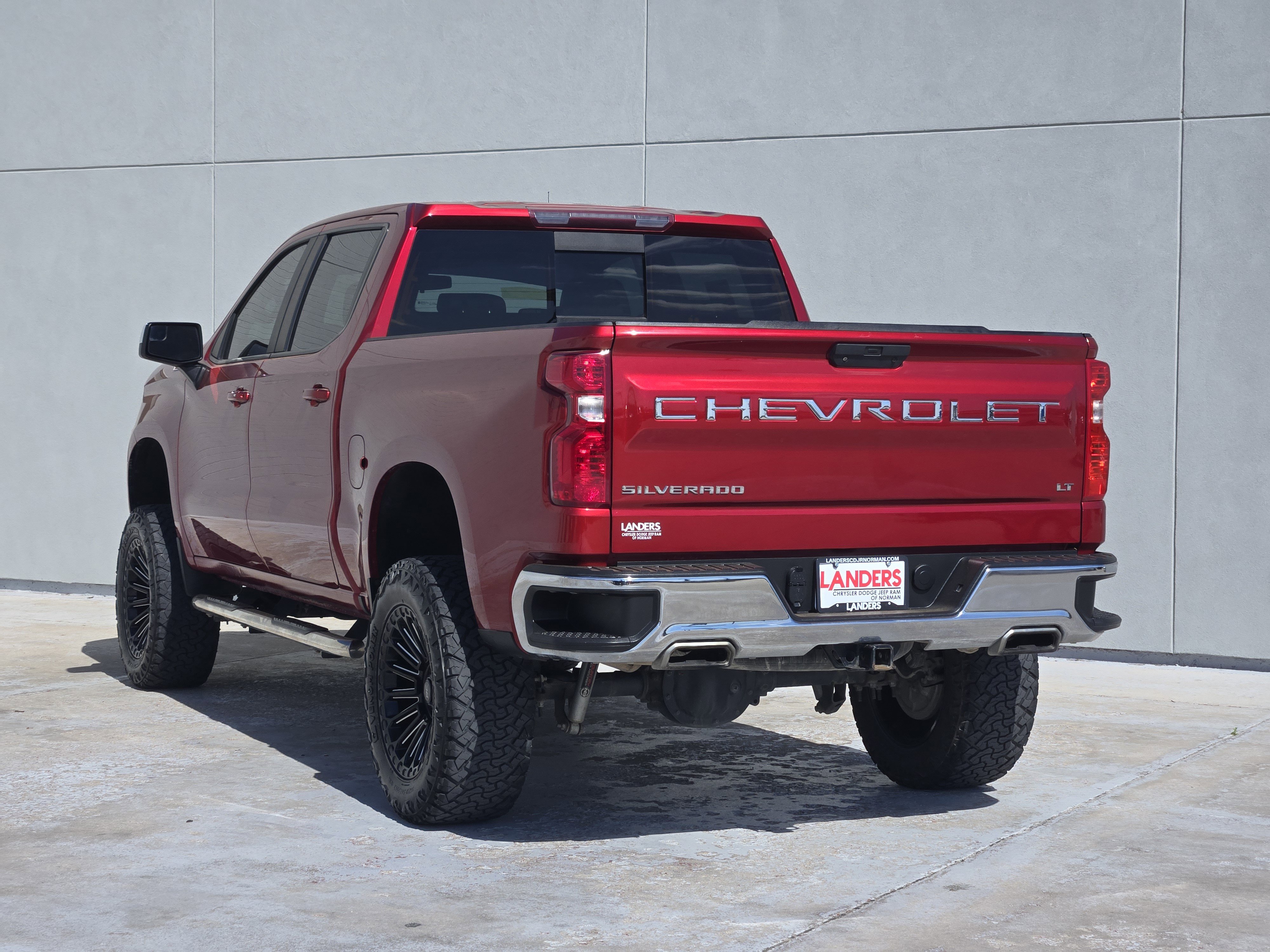 Used 2021 Chevrolet Silverado 1500 LT w/ Texas Edition Plus image 6