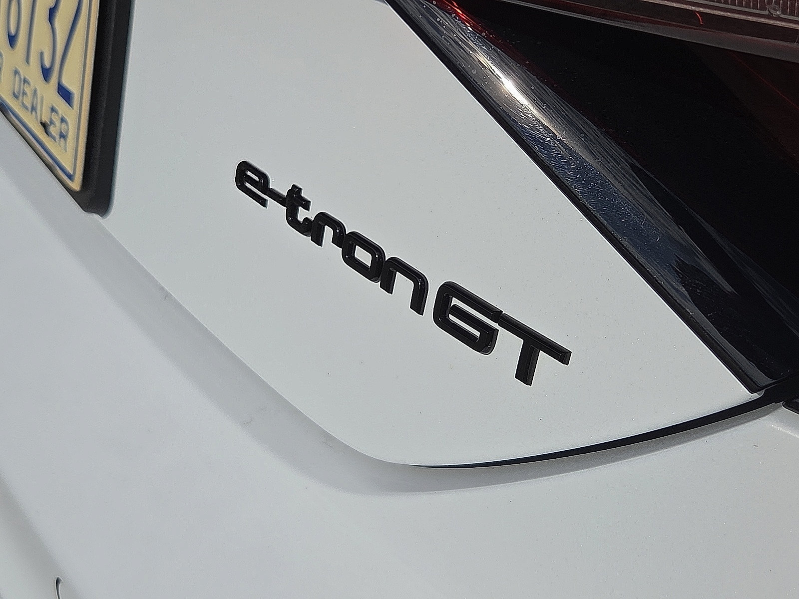 Used 2023 Audi RS e-tron GT w/ Carbon Performance Package AWD/4WD image 16