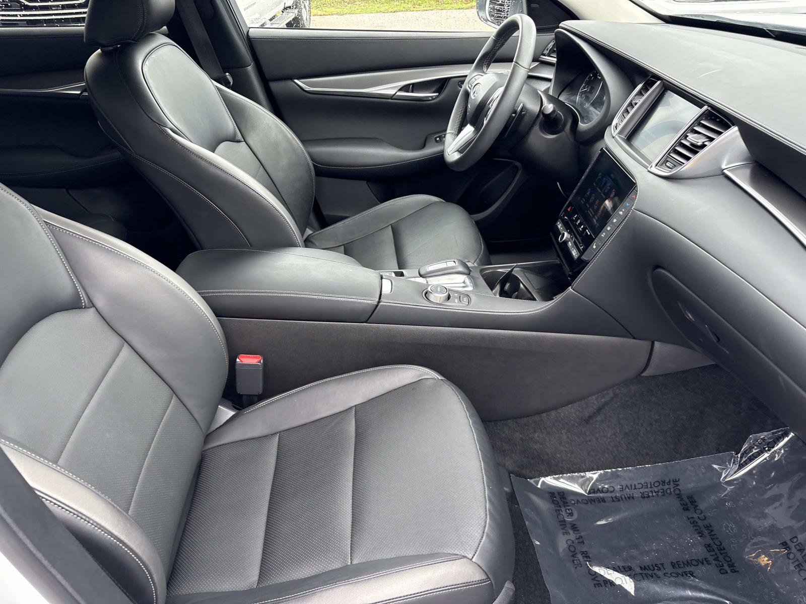 Used 2023 INFINITI QX50 Luxe AWD/4WD image 36