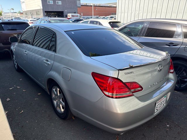 Used 2007 Toyota Avalon XL FWD image 3