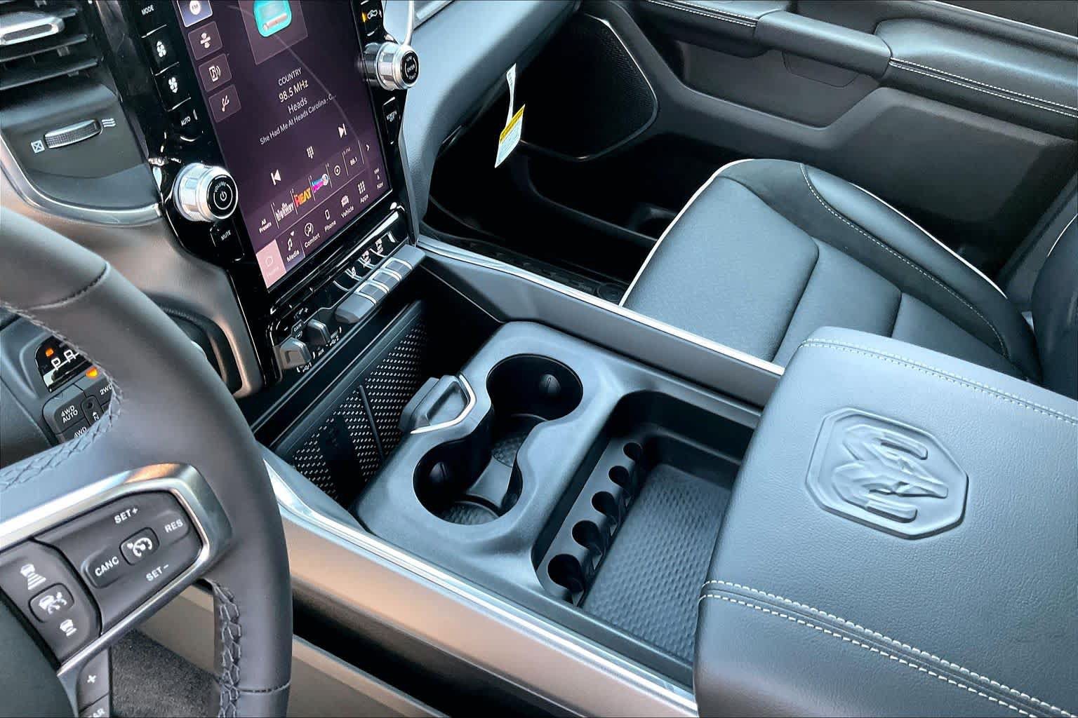New 2027 RAM 1500 Laramie AWD/4WD image 7