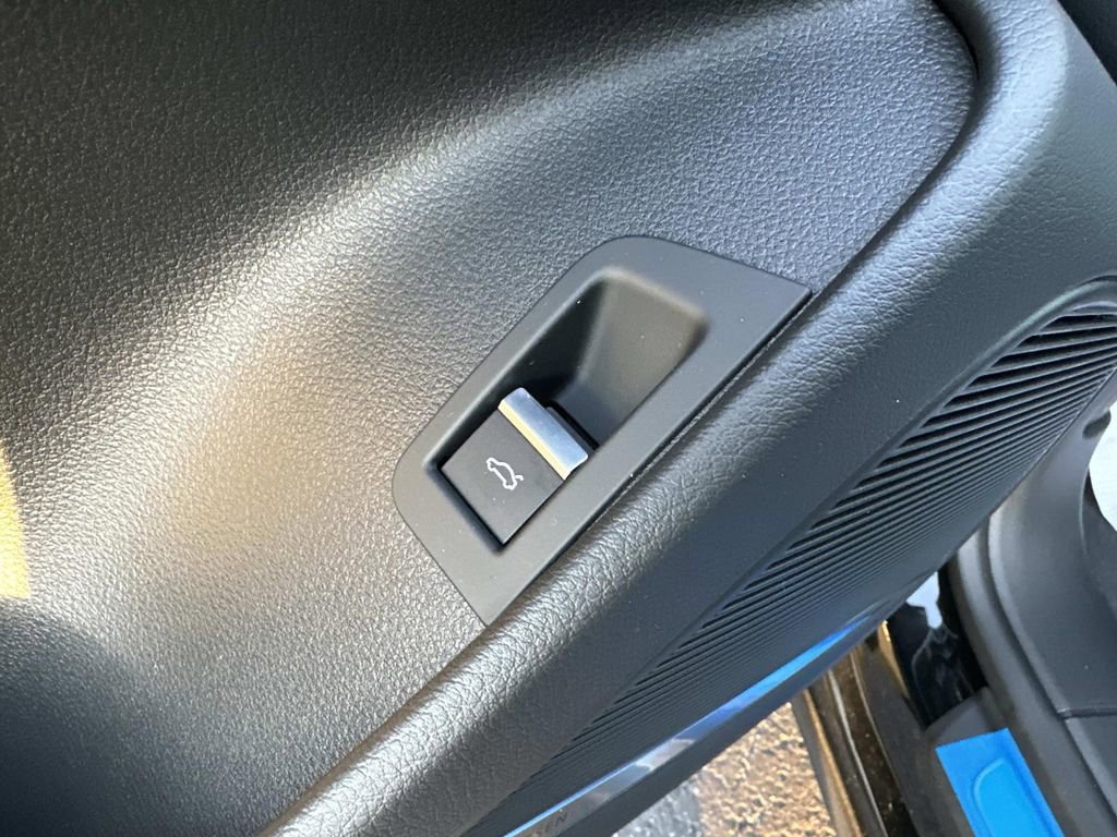 New 2026 Audi Q8 Premium Plus image 12