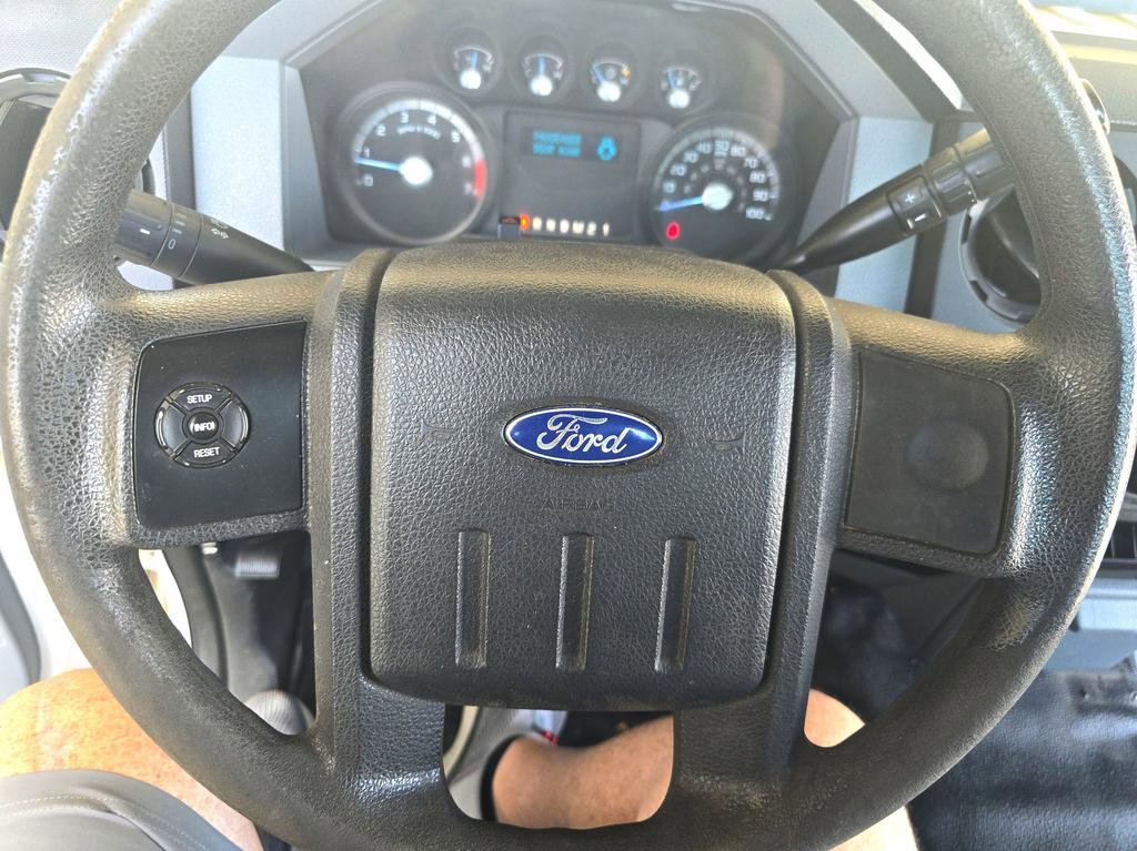 Used 2015 Ford F350 XL w/ Trailer Tow Package image 17